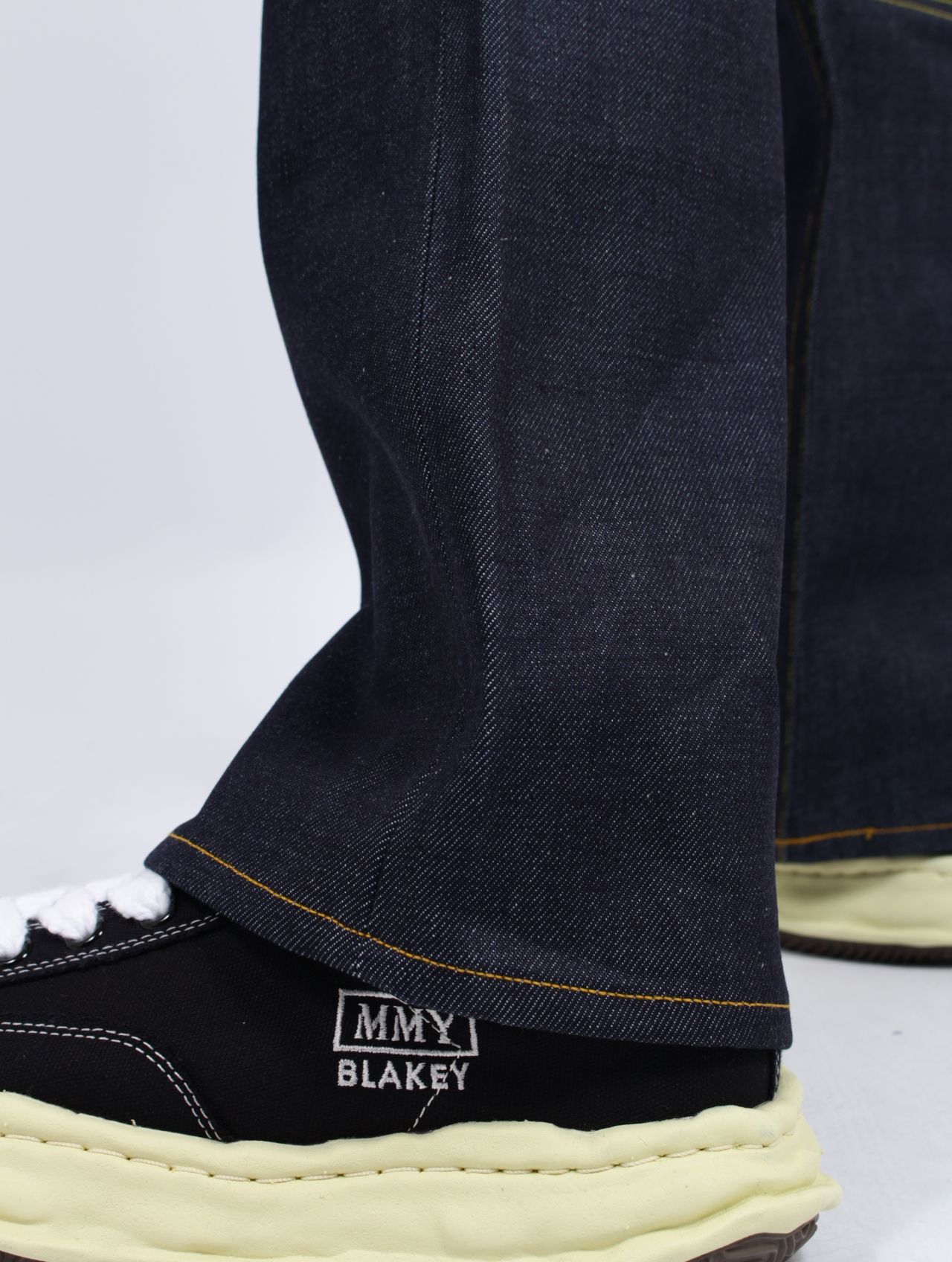 【25SS】スリム フレア デニムパンツ / SLIM FLARE DENIM PANTS -Sharon .06 / リジットインディゴ