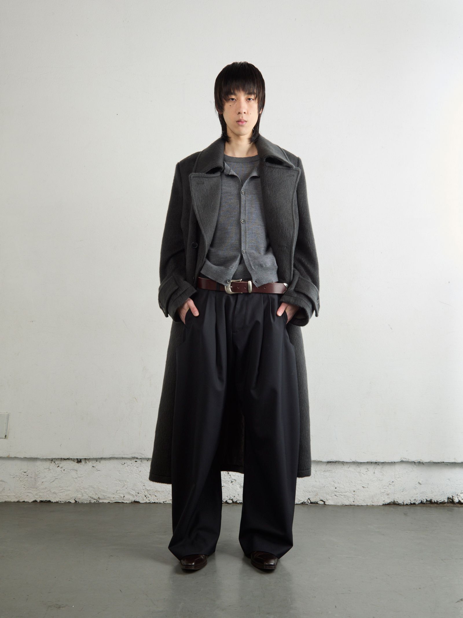 【25AW】 ダブル ブレステッド コート / DOUBLE BREASTED COAT / CHARCOAL(チャコール)