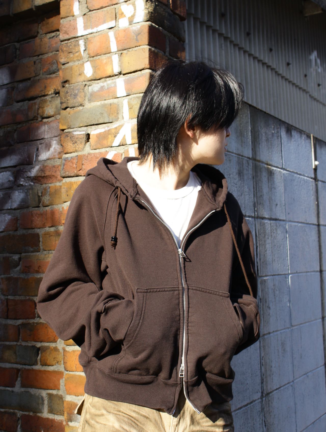 ENOF ブラック zip up トップス ScreenShot2023-10-18at4.01.