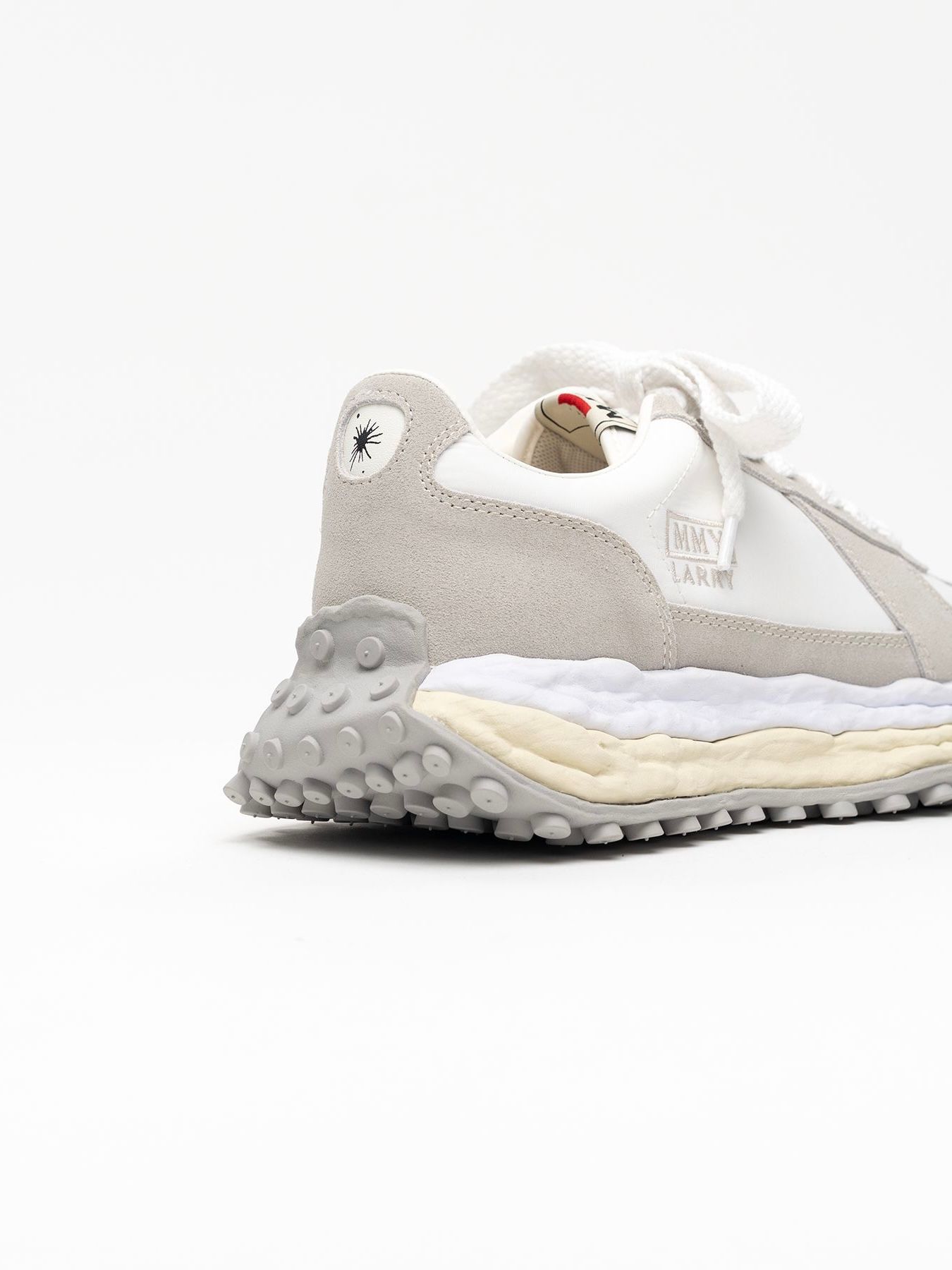 【26AW】 ラリー オリジナルソール ミックスマテリアル ローカットスニーカー / "LARRY" OG Sole Mix Material Low-top Sneakers / ホワイト