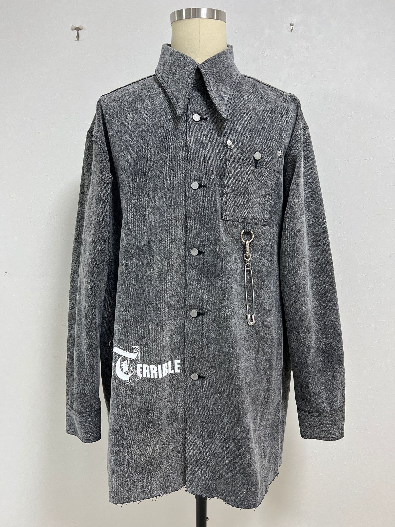 【23AW】ケミカルウォッシュ オーバーサイズ デニムシャツ / OVERSIZE DENIM SHIRT MULTI PRINT CHEMICAL  WASH / ブラック - 44(S)