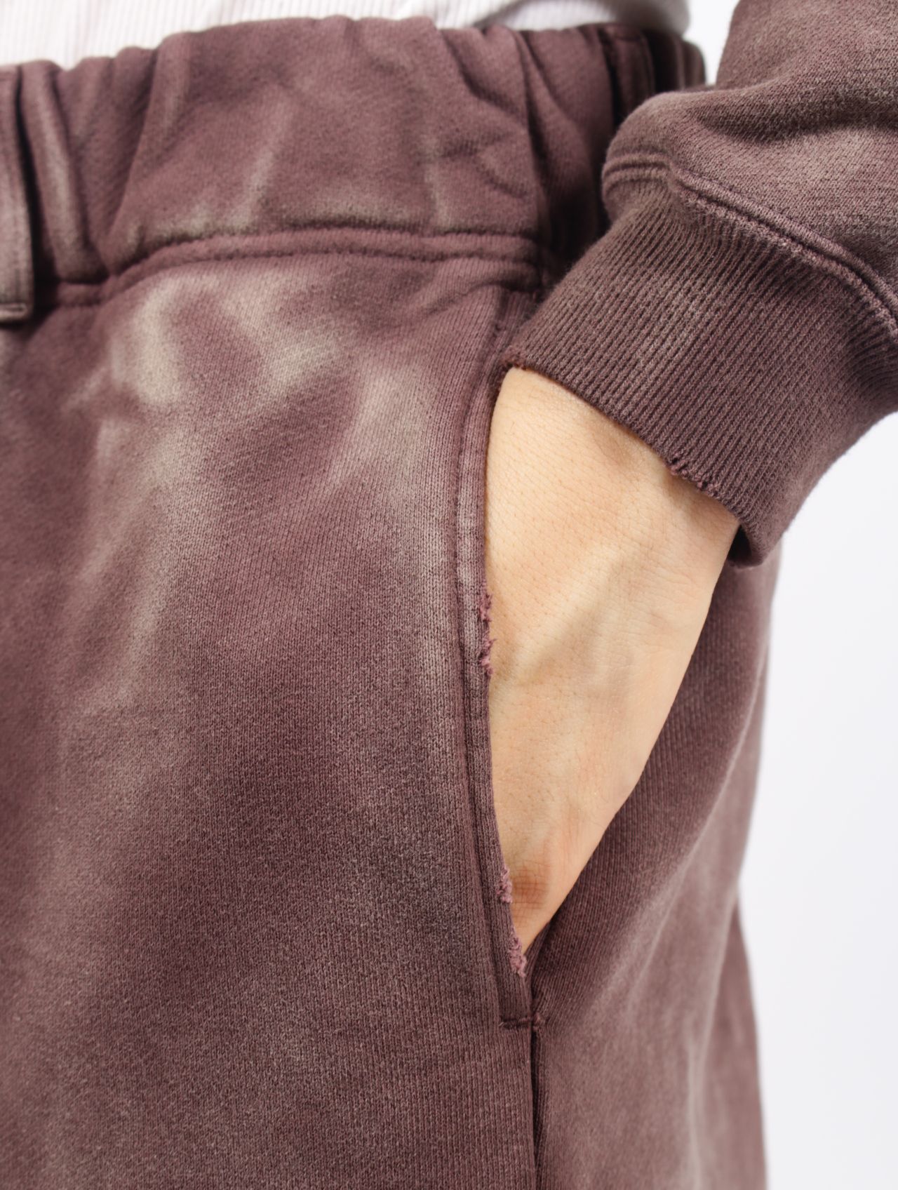 【25SS】"ファイア" ディストレスト スウェットパンツ / “FIRE” DISTRESSED SWEAT PANTS / ブラウン