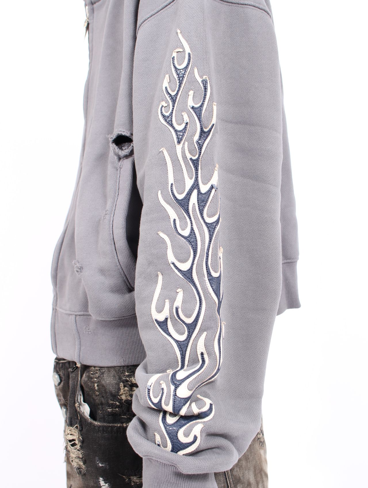 【25AW】 レザー フレーム クロップド ジップアップ パーカー / LEATHER FLAME CROPPED HOODED ZIP-UP / グレー