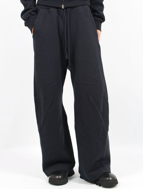 【25AW】 3D ツイステッド ラウンジ パンツ スウェット パンツ / 3D TWISTED LOUNGE PANTS / BLACK(ブラック)