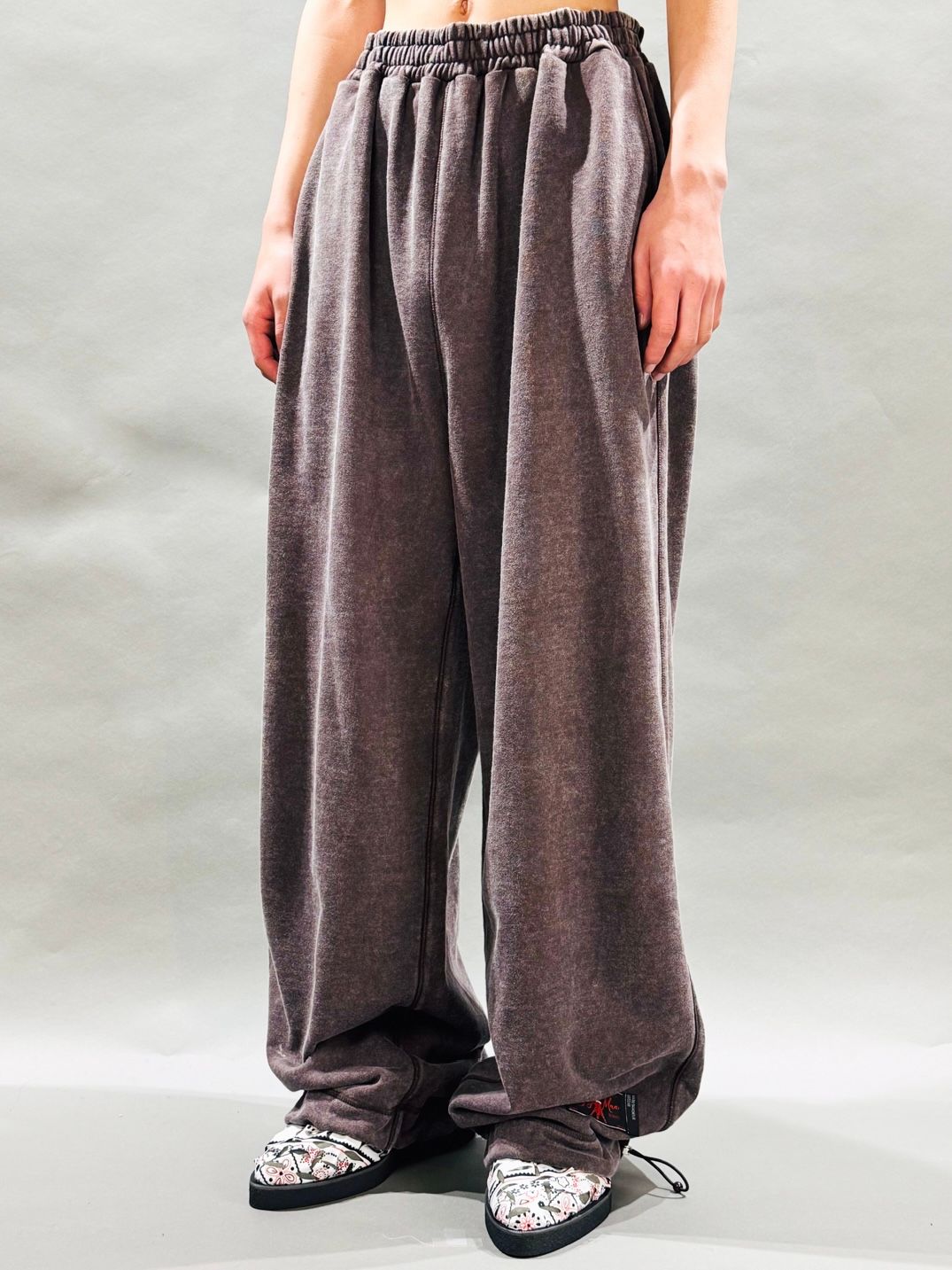 【25AW】ベーシック アシッド スウェット パンツ / BASIC ACID SWEAT PANTS / ブラウン
