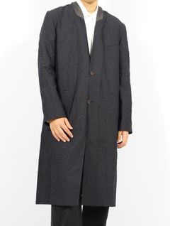 【25SS】オーバーサイズ スカーフ付き ノーカラー ロングジャケット / OVERSIZE DETACHBLE AVIATOR HAT SCARF LONG JACKET / オフブラック