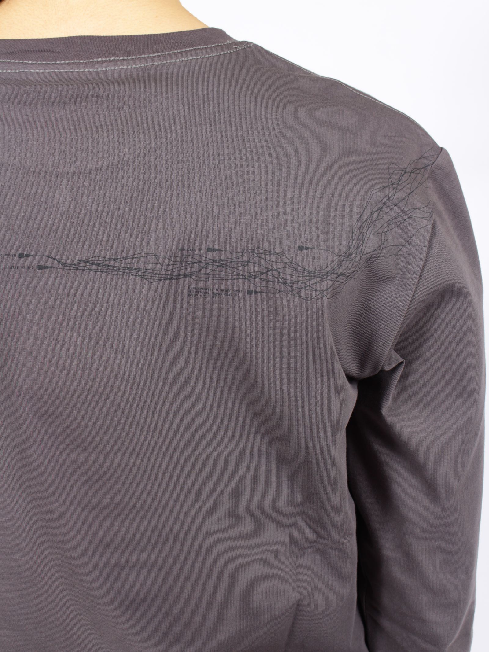 【26AW】ロゴ ロング スリーブ ロンT / LOGO LONG SLEEVE / チャコール