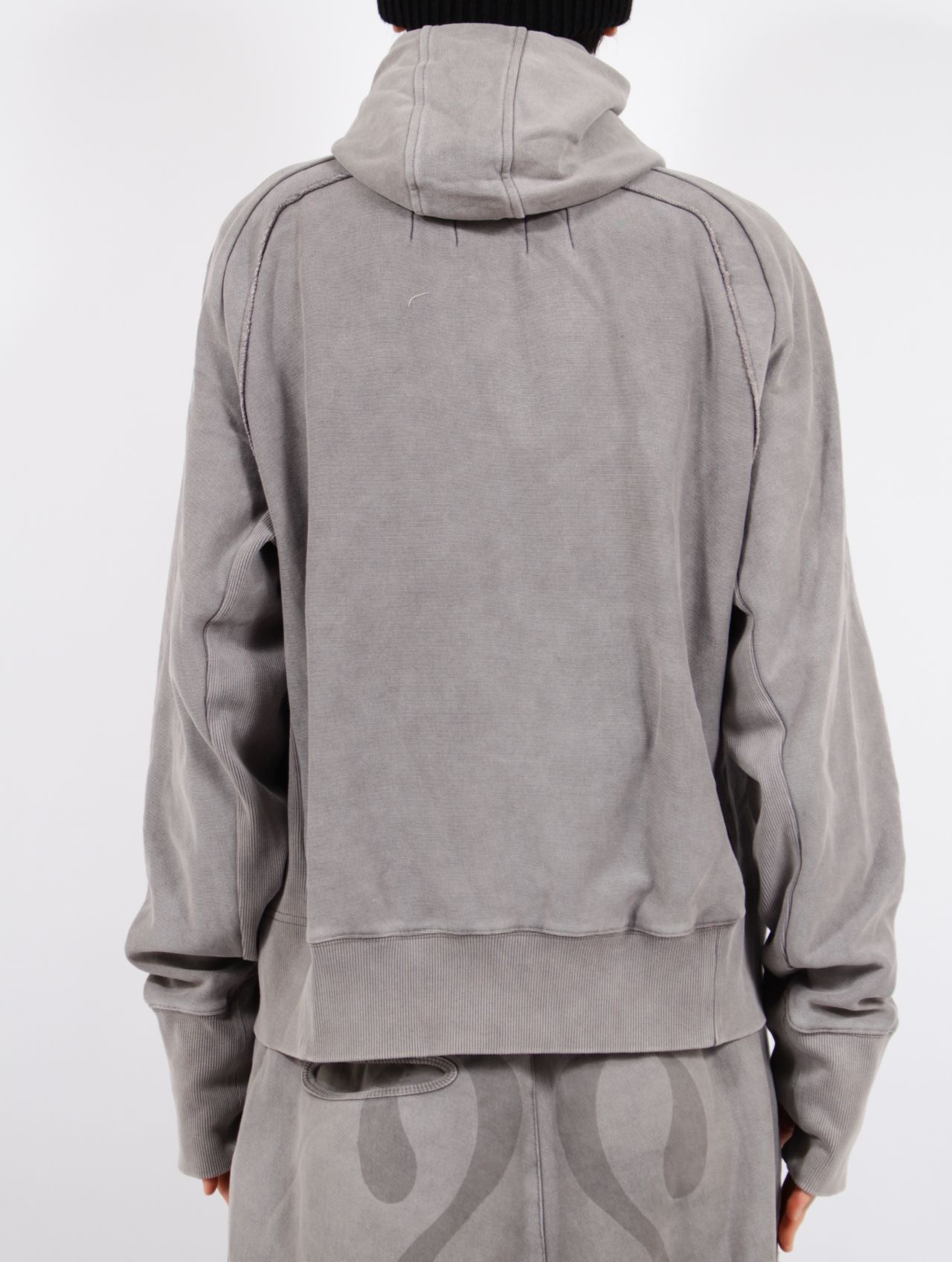 【25AW】25 フーディー パーカー / 25 HOODIE / グレー