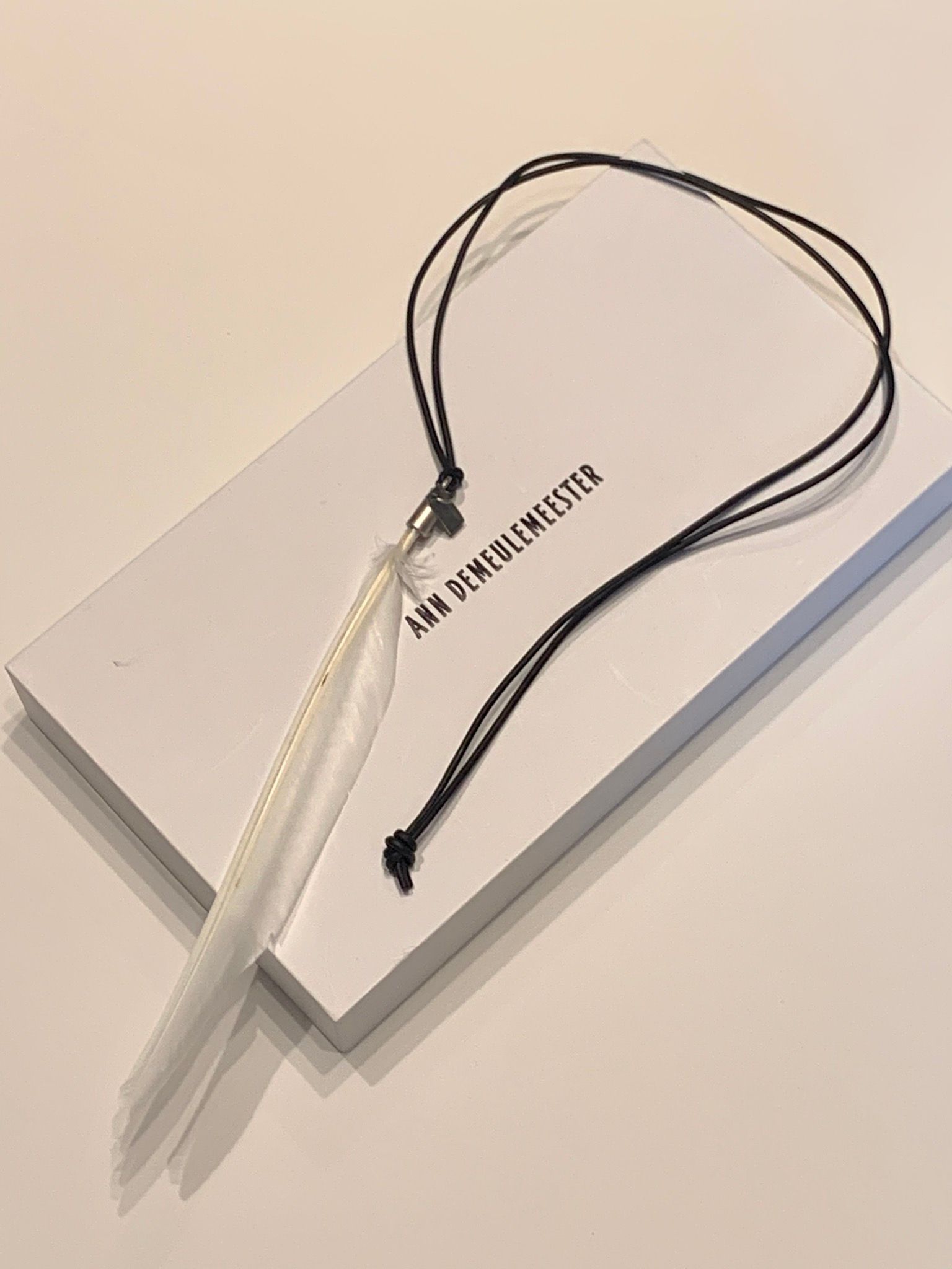 フェザーネックレス NECKLACE FEATHER