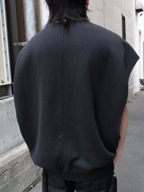 【24AW】大人気バウハウスカーゴを使った、モードスタイル