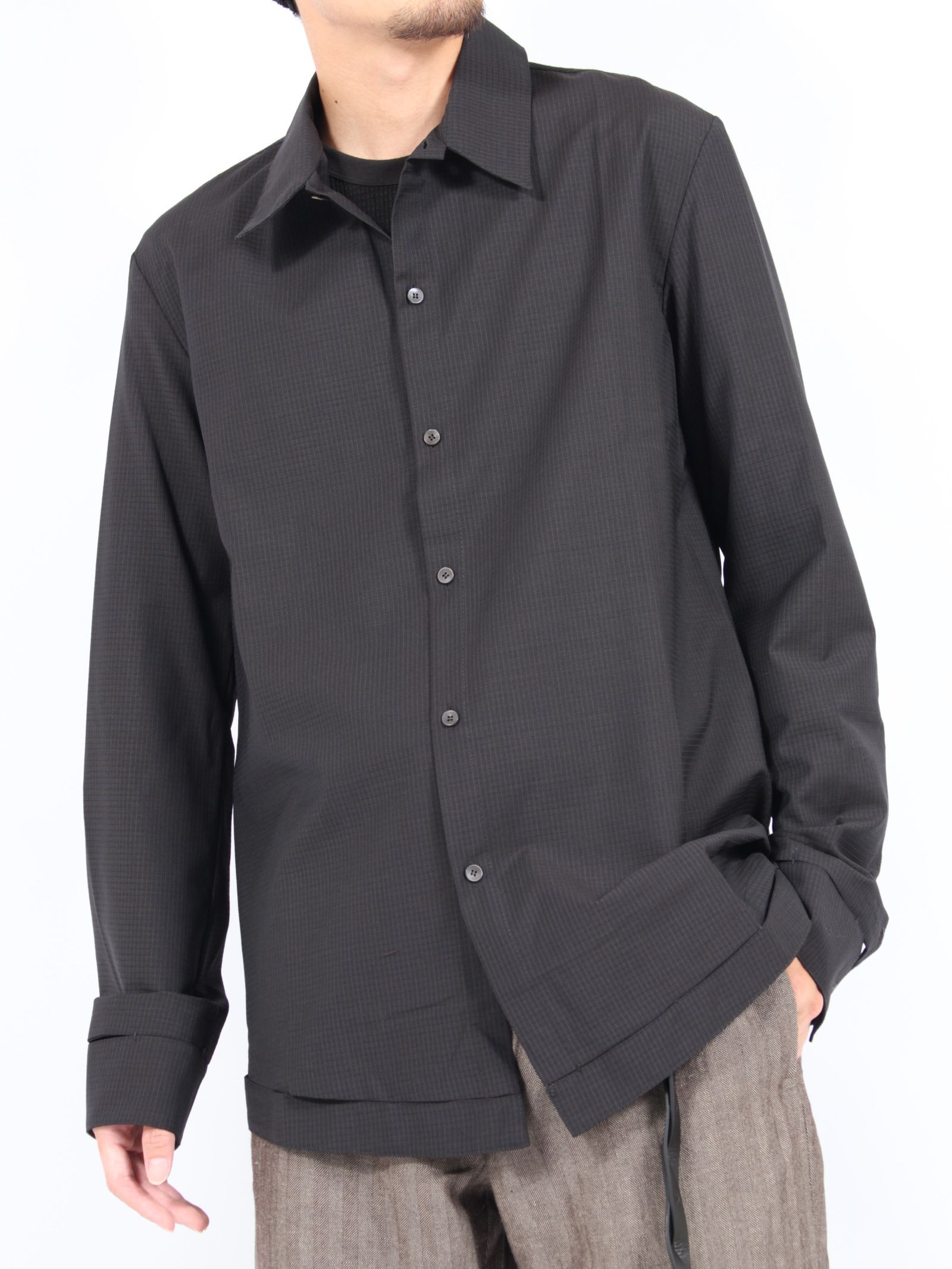 【24AW】ウール ハンドステッチ ヘム ボーダー リラックスフィット シャツ / HAND-STITCHED HEM BORDER RELAXED FIT SHIRT / ブラック