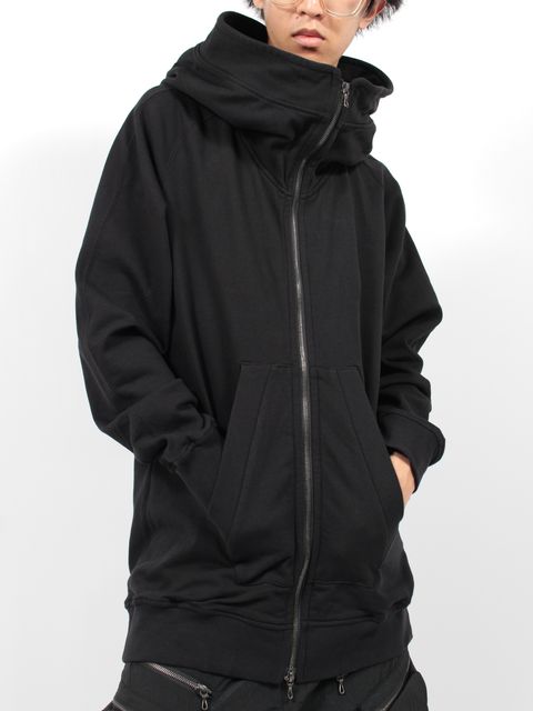 JULIUS ユリウス TWIST TUCK HOODIE / ブラック トップス パーカー  