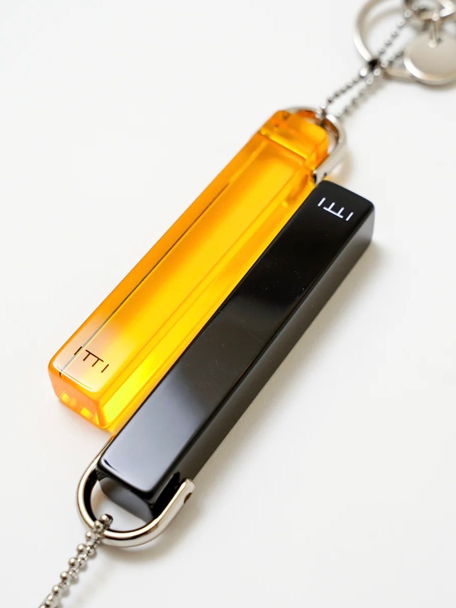 クリスティー ホテル キーチャーム / CRISTY HOTEL KEY CHARM / ACRYLIC / ブラック