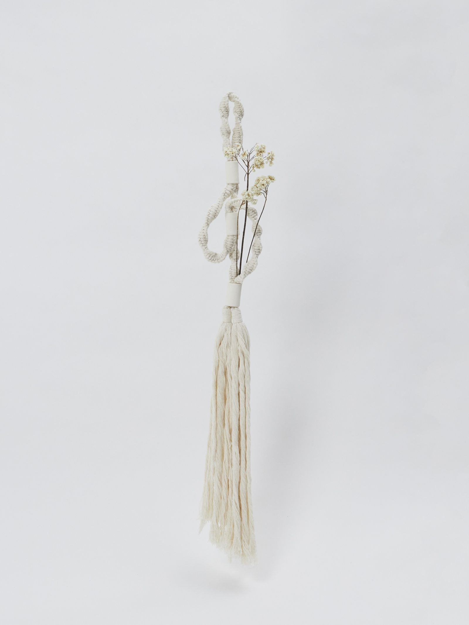 ”COA.”別注 壁掛け フラワーベース / KAKI-MESU:MACRAME FLOWER VASE / ホワイト