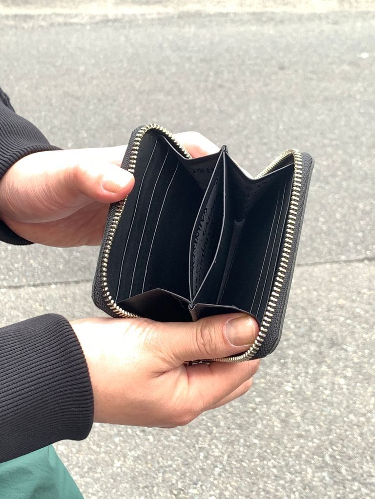 GARNI - ジップミニウォレット / Insection Zip Mini Wallet