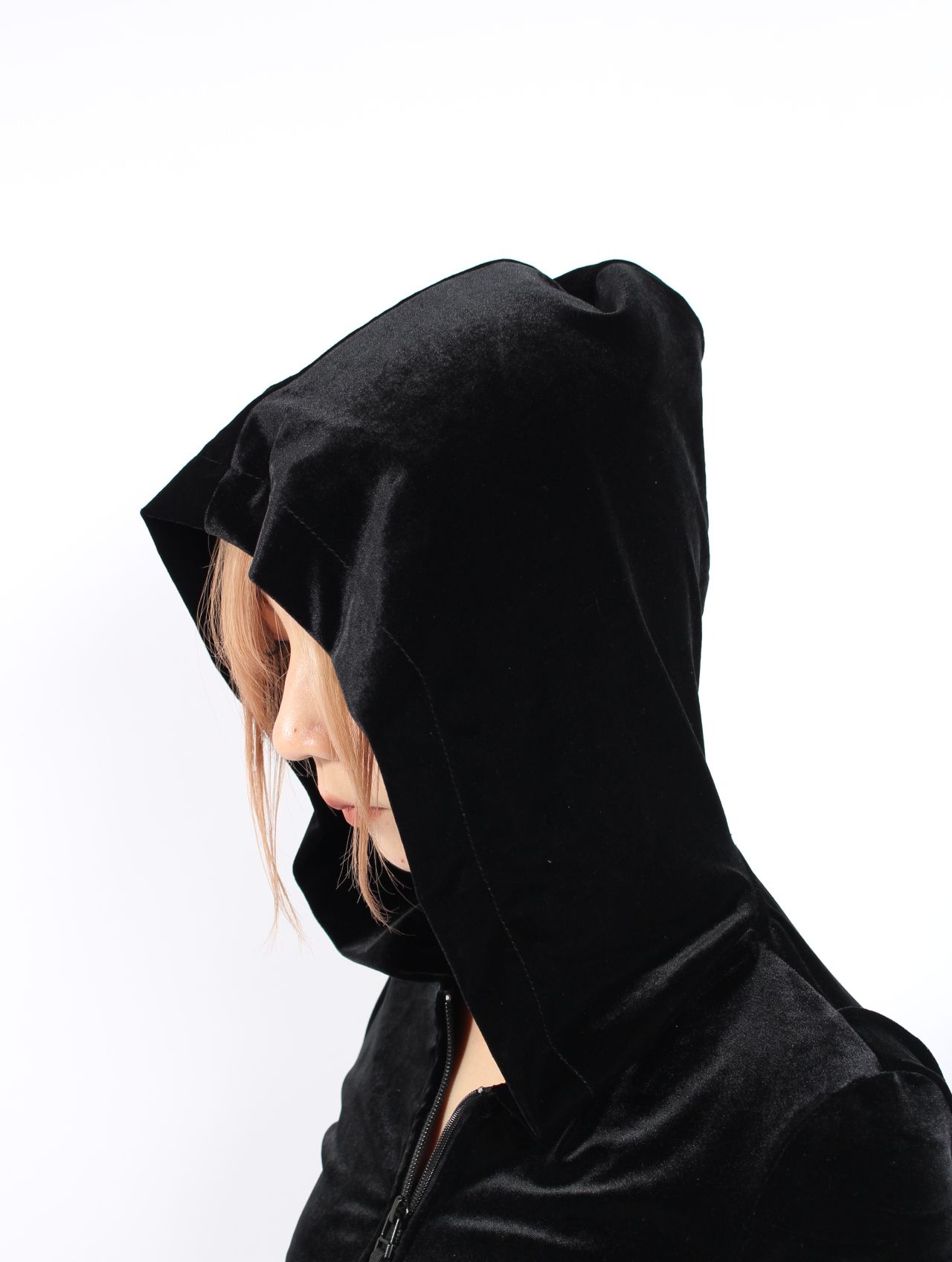 【25AW】マイクロ ブラ ベロア フーディー / MICRO BRA VELOUR HOODIE / ブラック