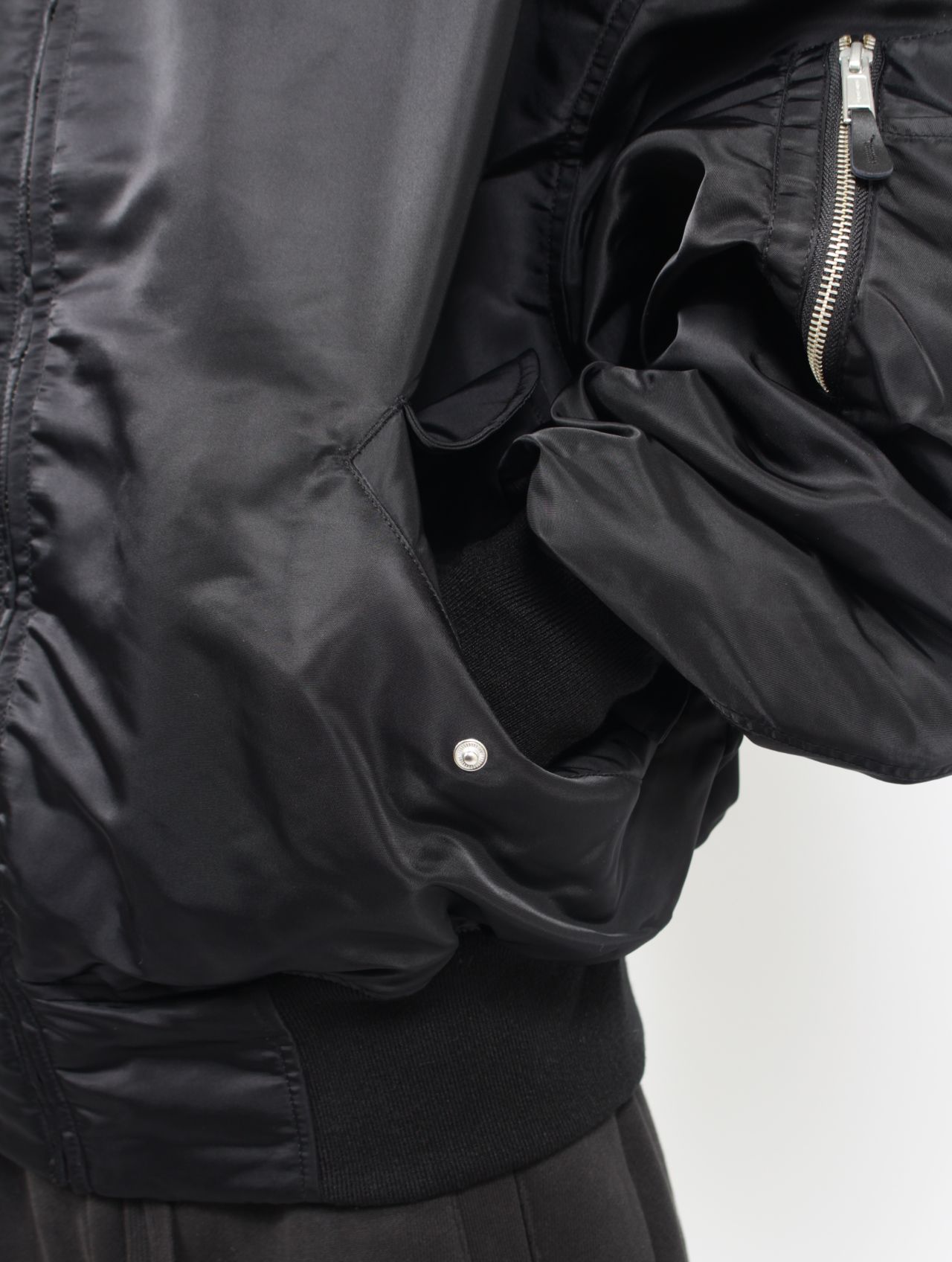 【25AW】ナイロン ボンバー ジャケット / BROAD BOMBER / OIL(ブラック)