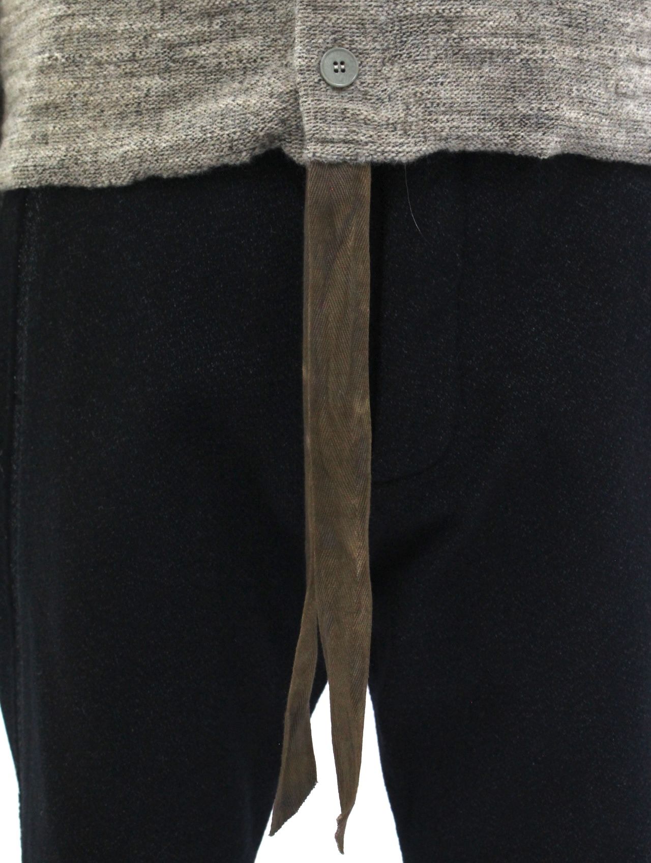 【25AW】ユニセックス ラウンド ネック ミッド フィット カーディガン / UNISEX ROUND NECK MID FIT CARDIGAN / グレイッシュ ブラウン