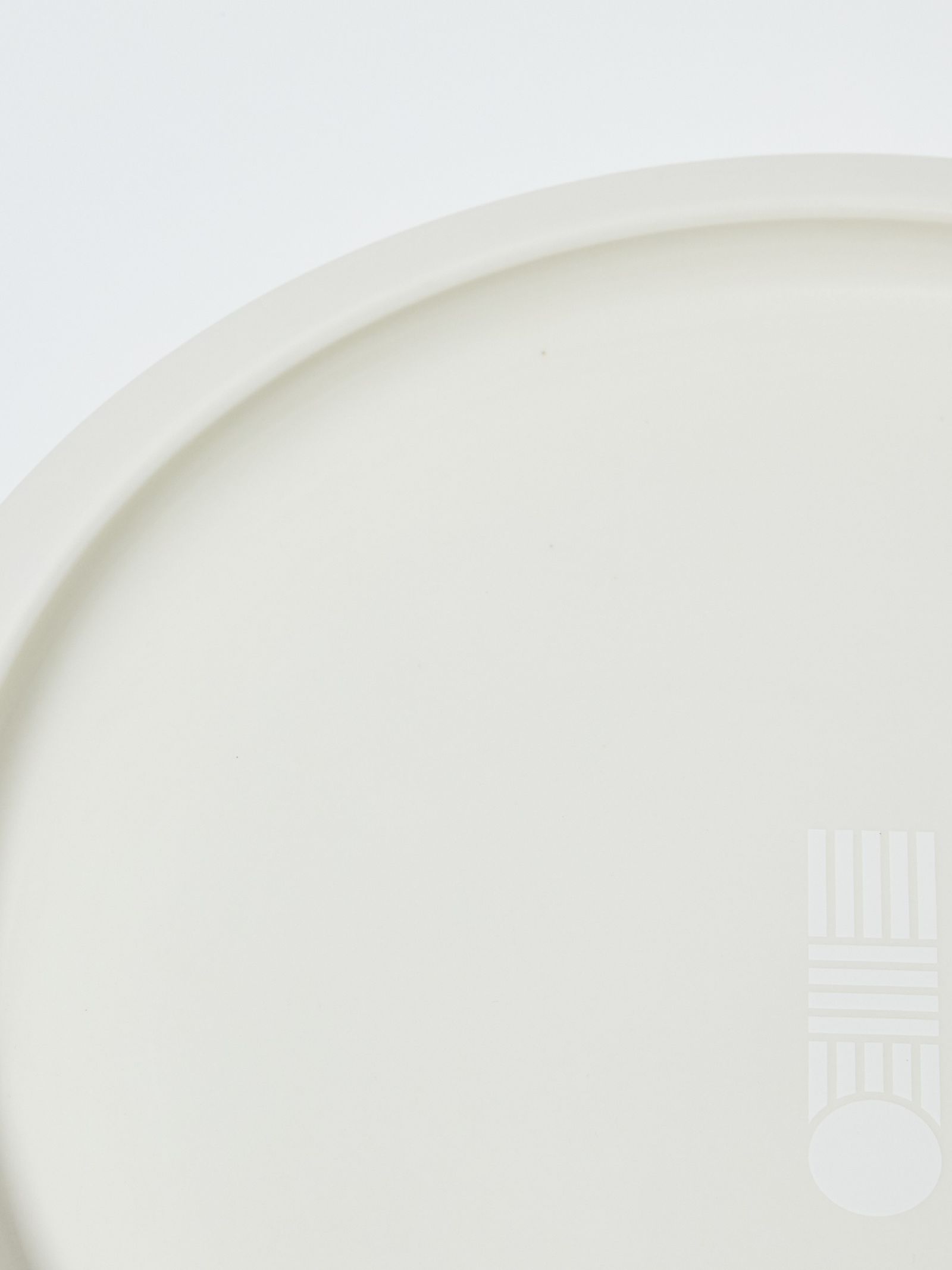 HIROTAKE IIDA 別注 磁器製 ディッシュプレート / SARA.3:PORCELAIN PLATE / ホワイト