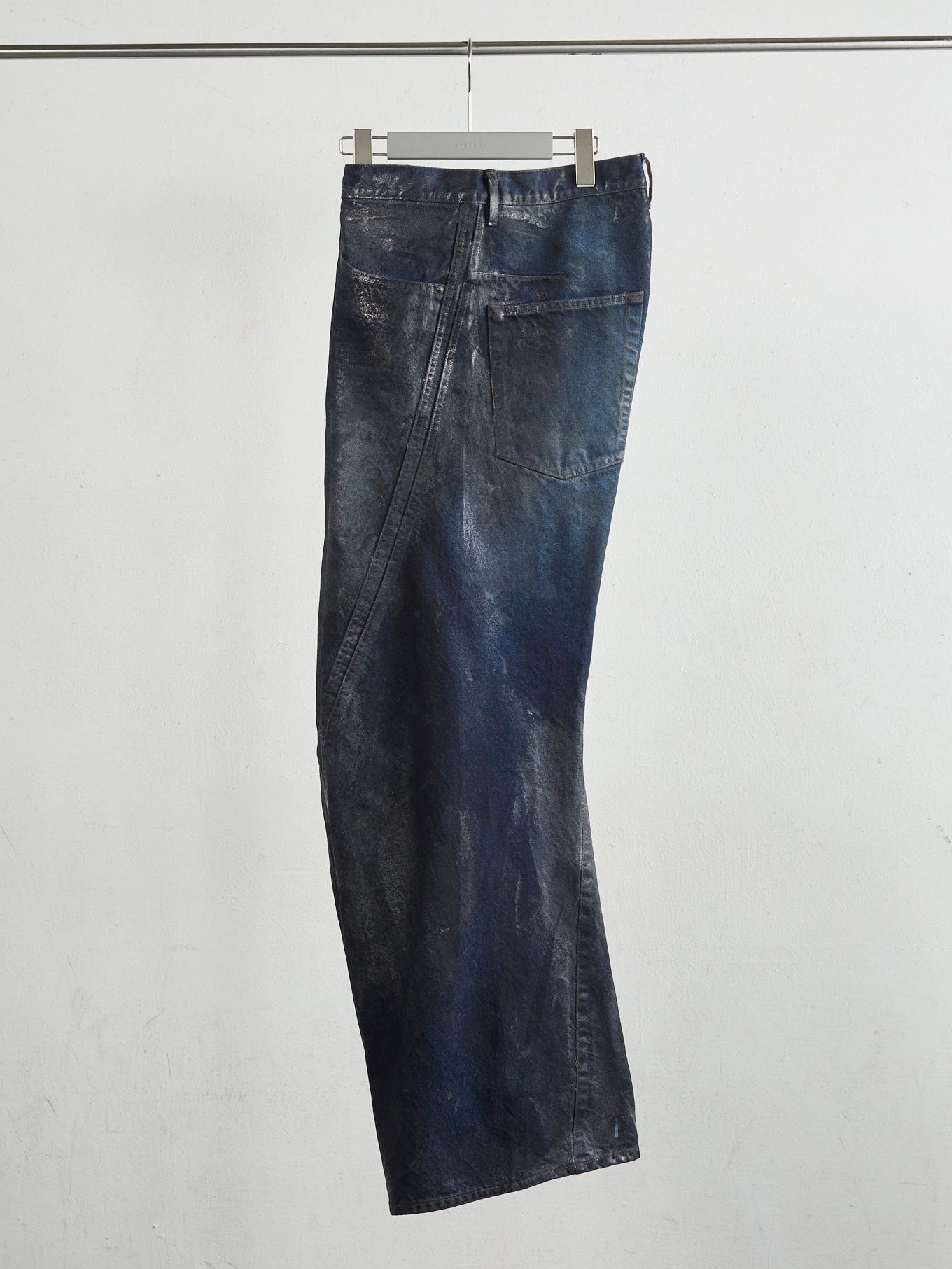 GCDS ダークデニム ワイドレッグパンツ