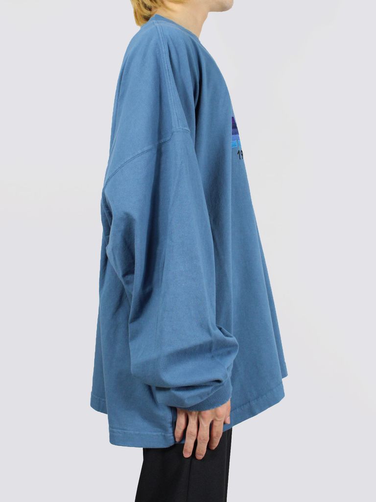 DAIRIKU - 【23AW】ムービー レタリング Tシャツ / 