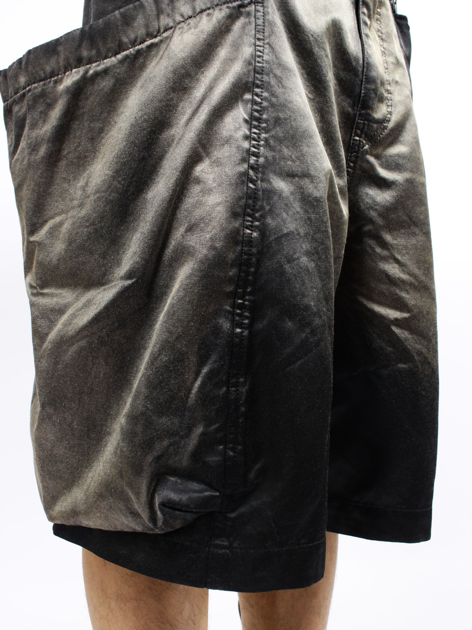 【26SS】ラスティ― サテン ガーデン ショート パンツ / RUSTY SATIN GARDEN SHORT PANTS .15 / ブラック