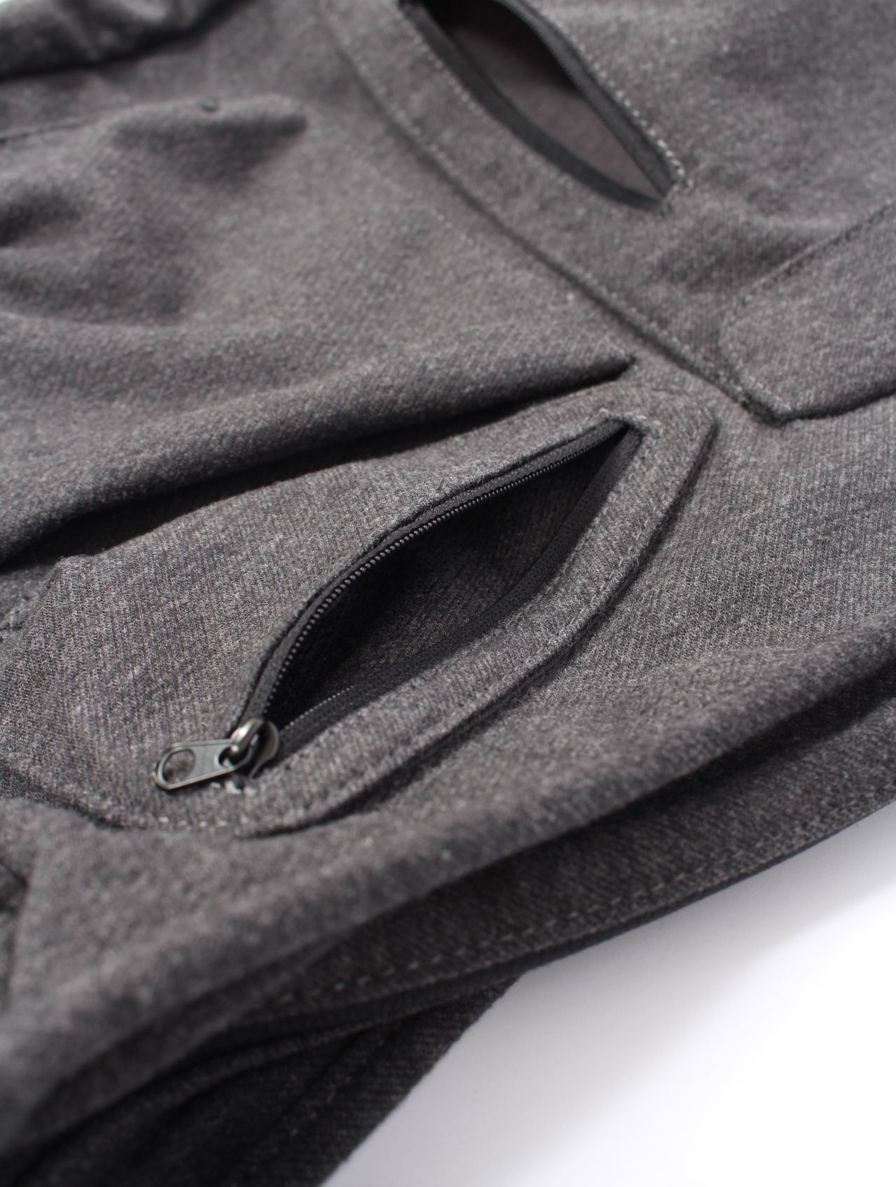 【25AW】ウール ボディー バッグ / WOOL BODY BAG / チャコール