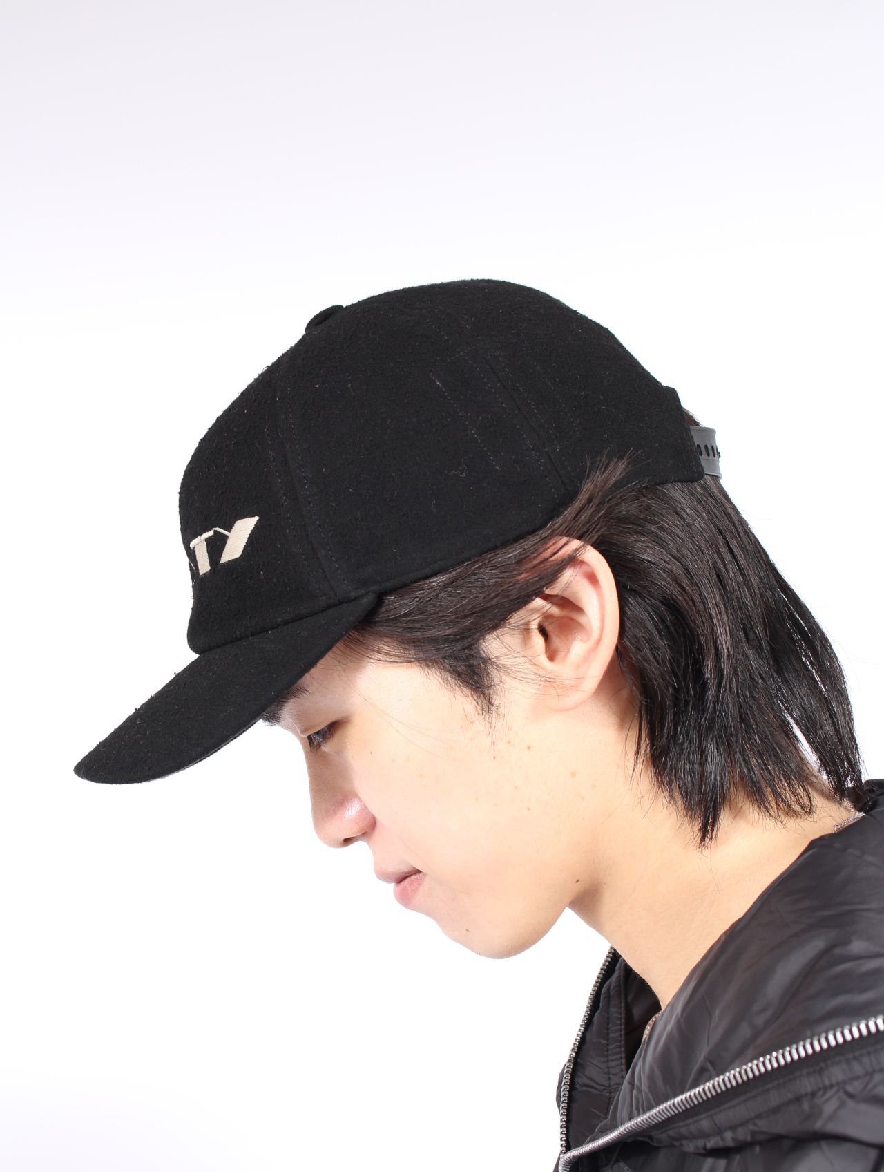 【25AW】 ベースボール キャップ / BASEBALL CAP / ブラック × パール