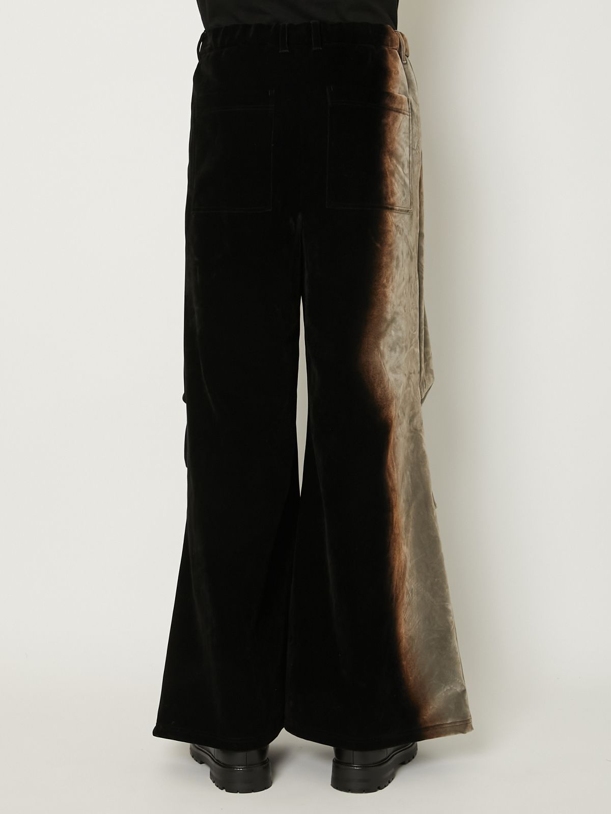 【25AW】ベロアトラックパンツ / EASY PANTS / ブラック