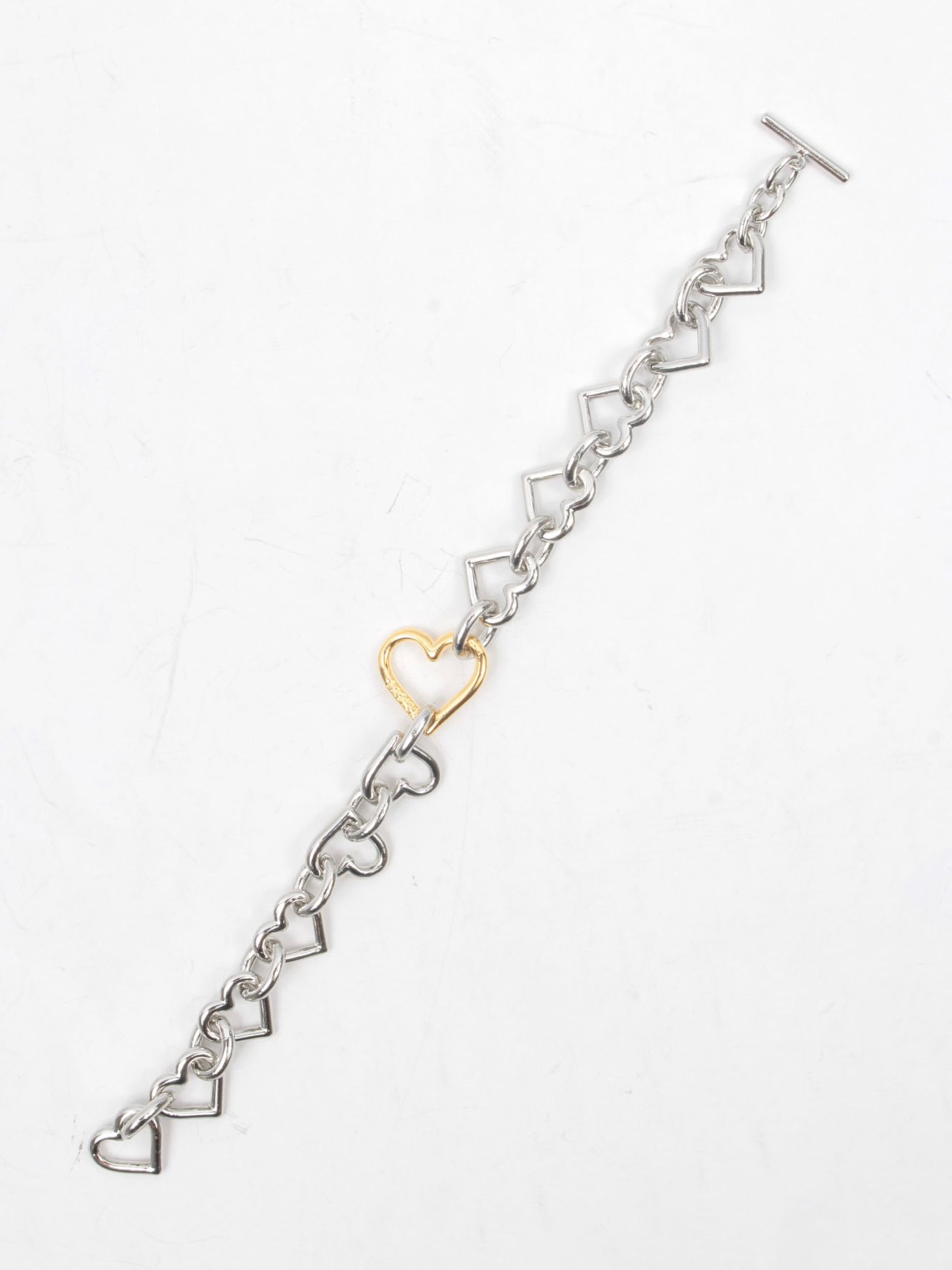【24AW】ハート シェープ ブレスレット / HEART SHAPED BRACELET / シルバー x ゴールド