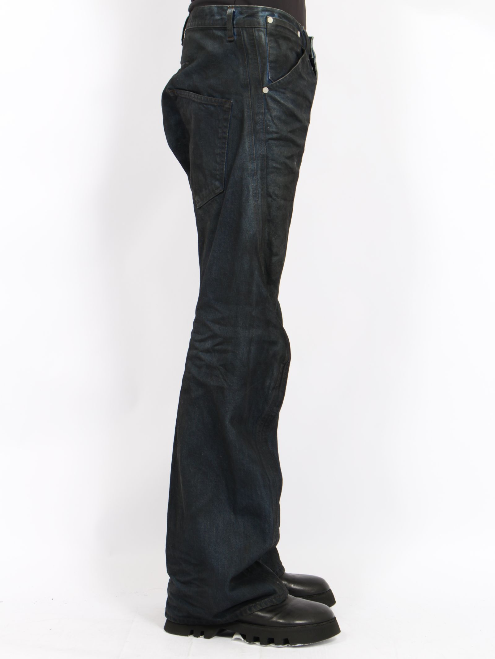 【26AW】3D ツイステッド ジーンズ デニム パンツ コーティング加工 デニム / 3D TWISTED JEANS / LUSTER COATED INDIGO(インディゴ)