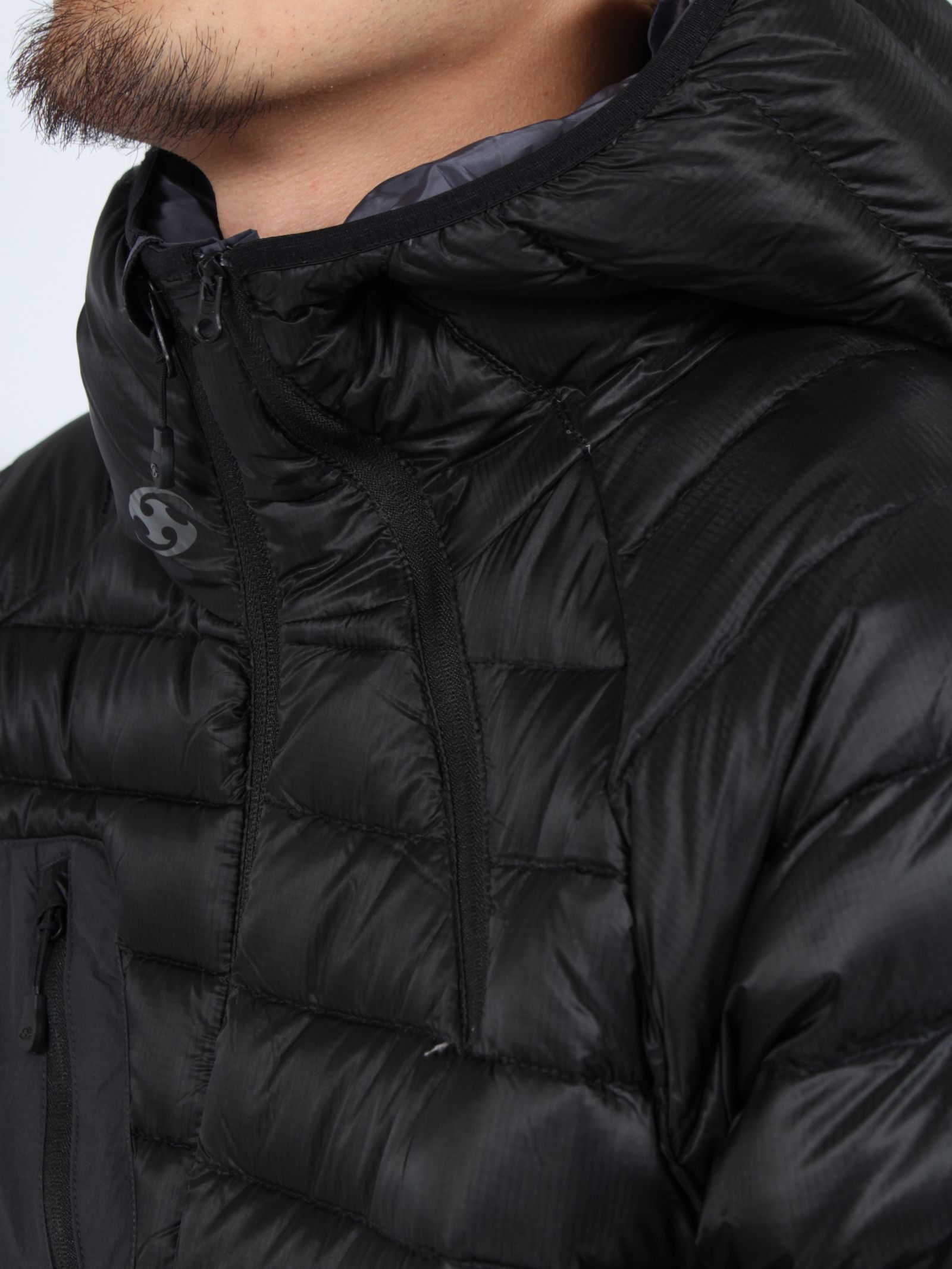 【24AW】パネル パファー ジャケット / PANELED PUFFER JACKET / ブラック