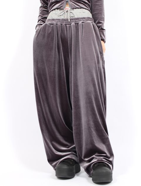 【25AW】レイヤード ベルベット トラウザーズ / LAYERED VELVET TROUSER / グレー