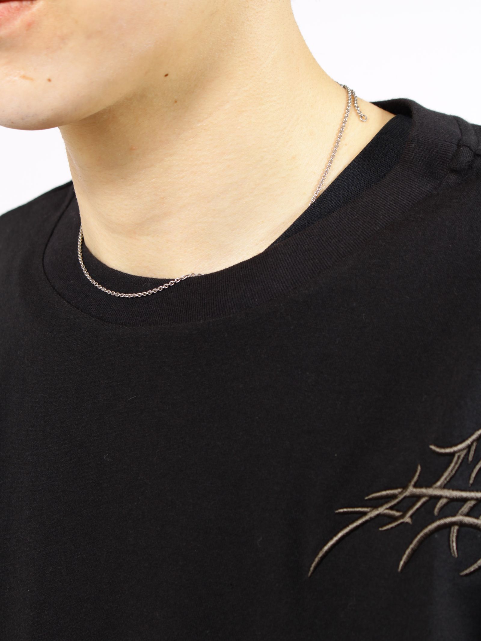 【26SS】3D エンブロイダリー Tシャツ / 3D EMBROIDERED T-SHIRT / ブラック