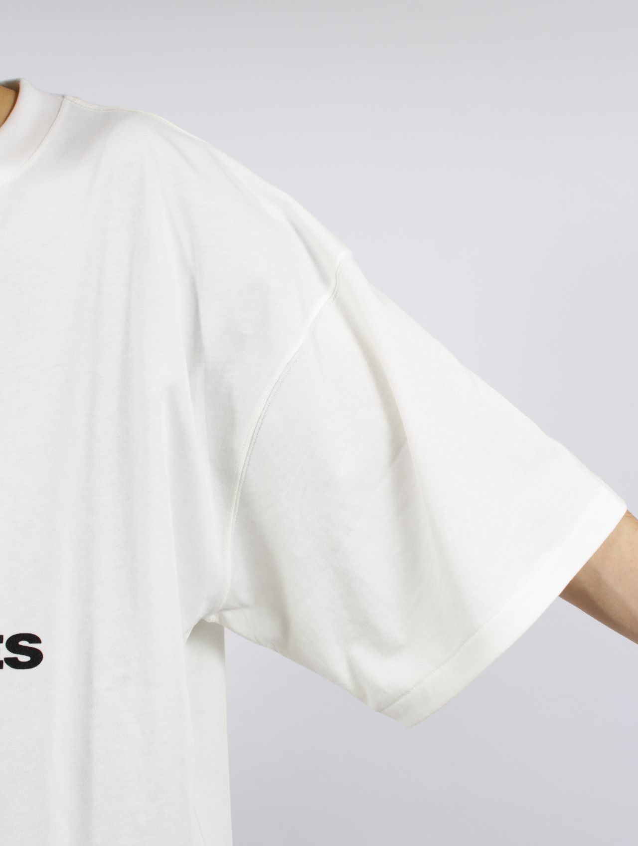 【26SS】"メモリーズ" 大友克洋 "大砲の街" Tシャツ/ MEMORIES "CANNON FODDER" S/SL Tee / ホワイト