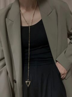 トリアングルロングネックレス / ゴールド