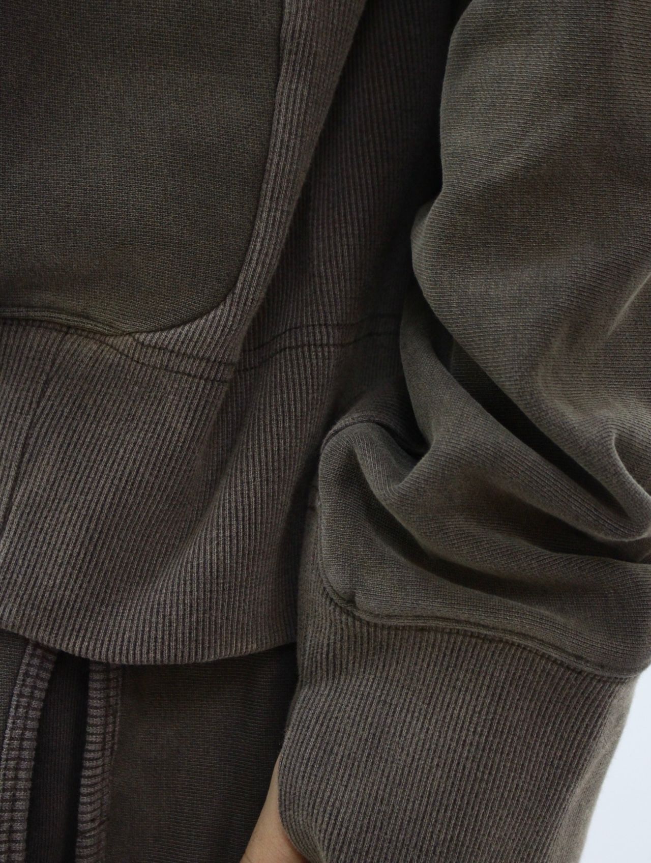 【25AW】25 フーディー パーカー / 25 HOODIE / ブラウン