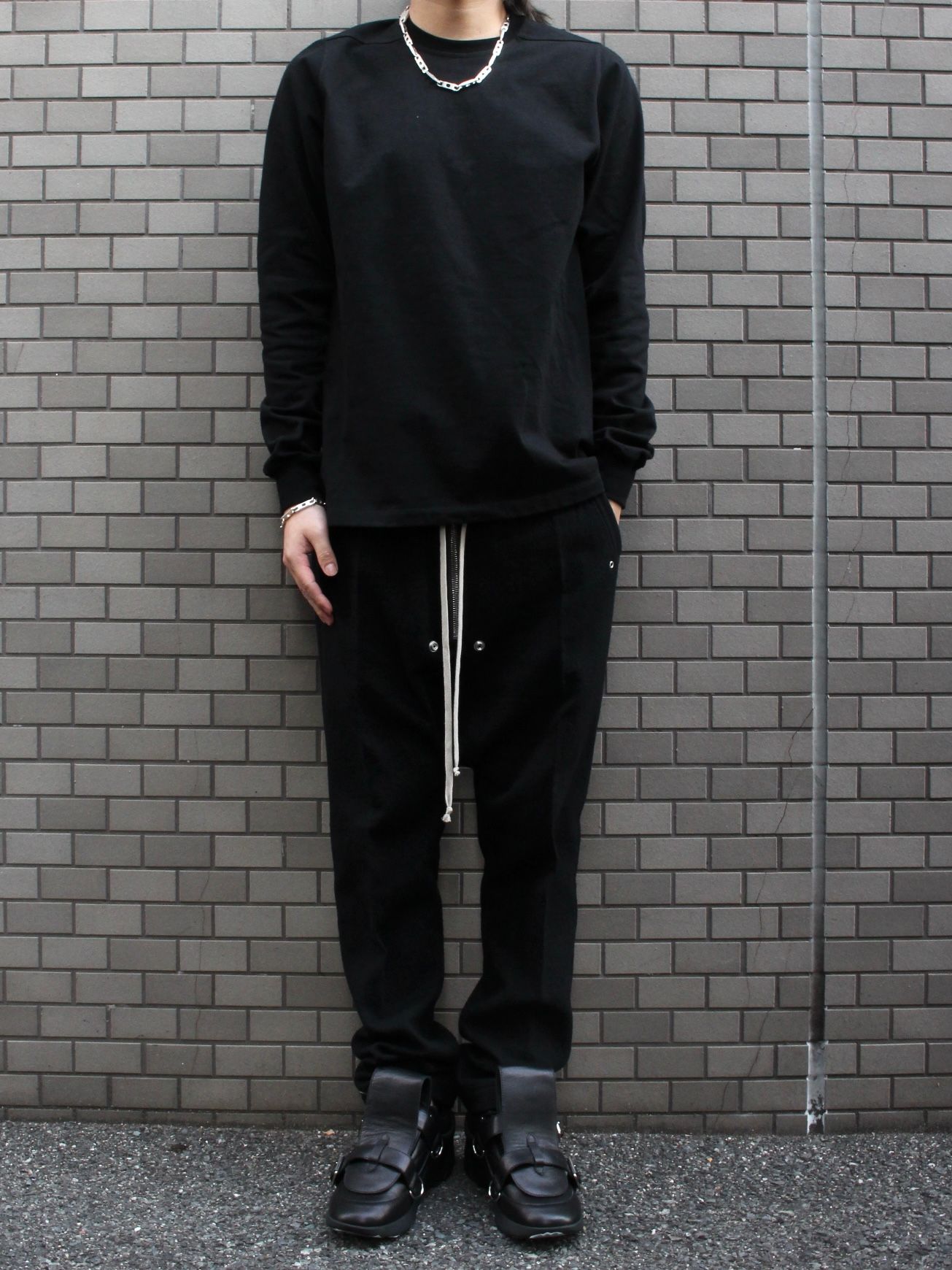 【25AW】リブ クルーネック 長袖スウェット シャツ / SHORT CREWNECK LS / ブラック