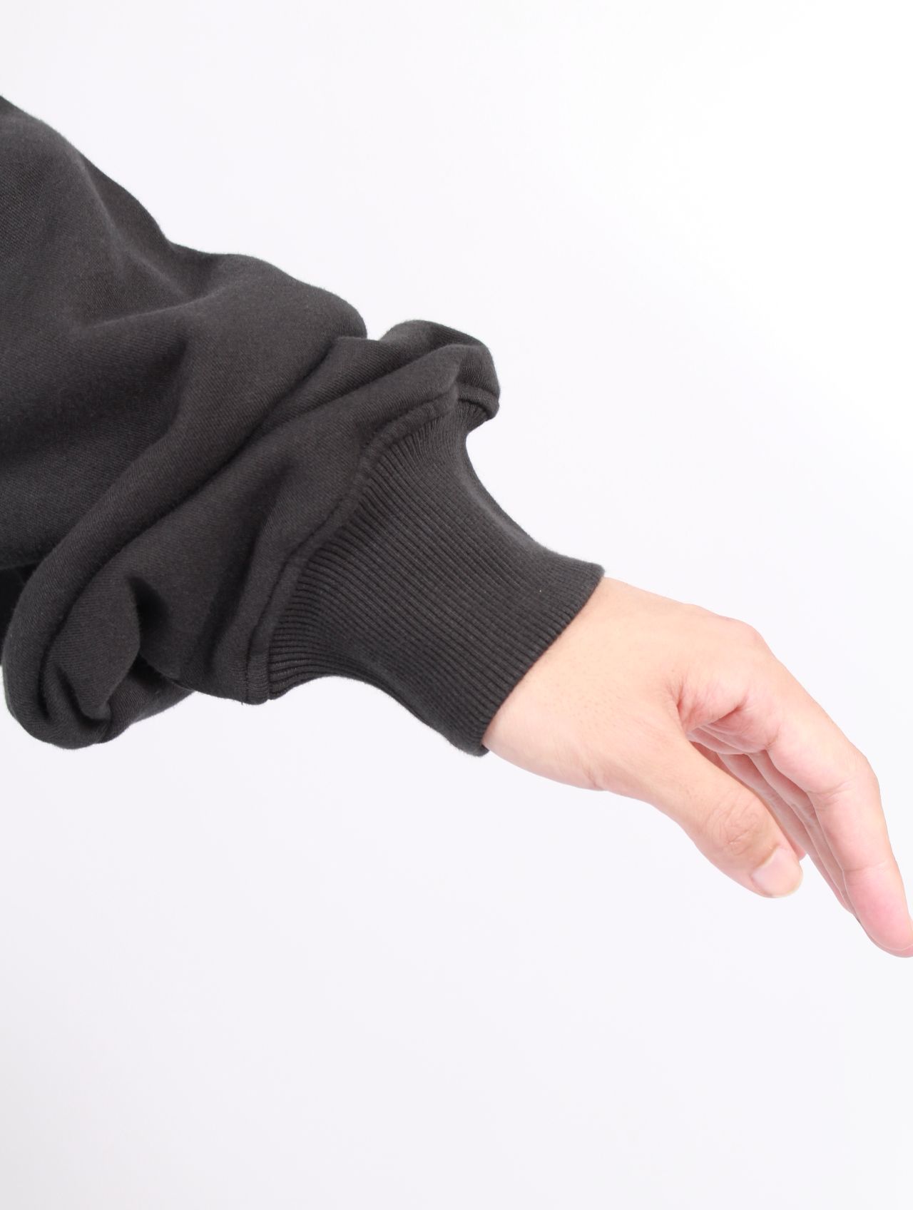 【25AW】バック カーブロゴ ルーズ フーディー パーカー / BACK CURVED LOGO LOOSE HOODY / ブラック×ホワイト
