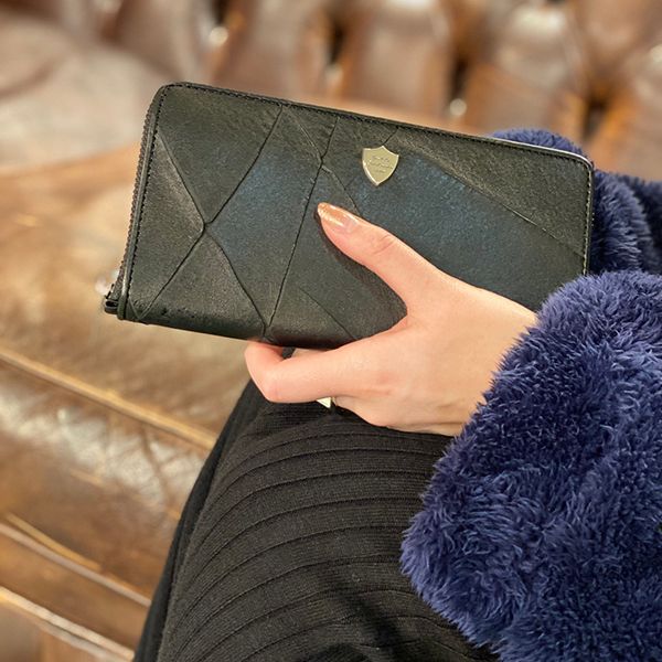 GARNI から完売していた”Insection Zip Long Wallet”が再入荷‼ | STORY