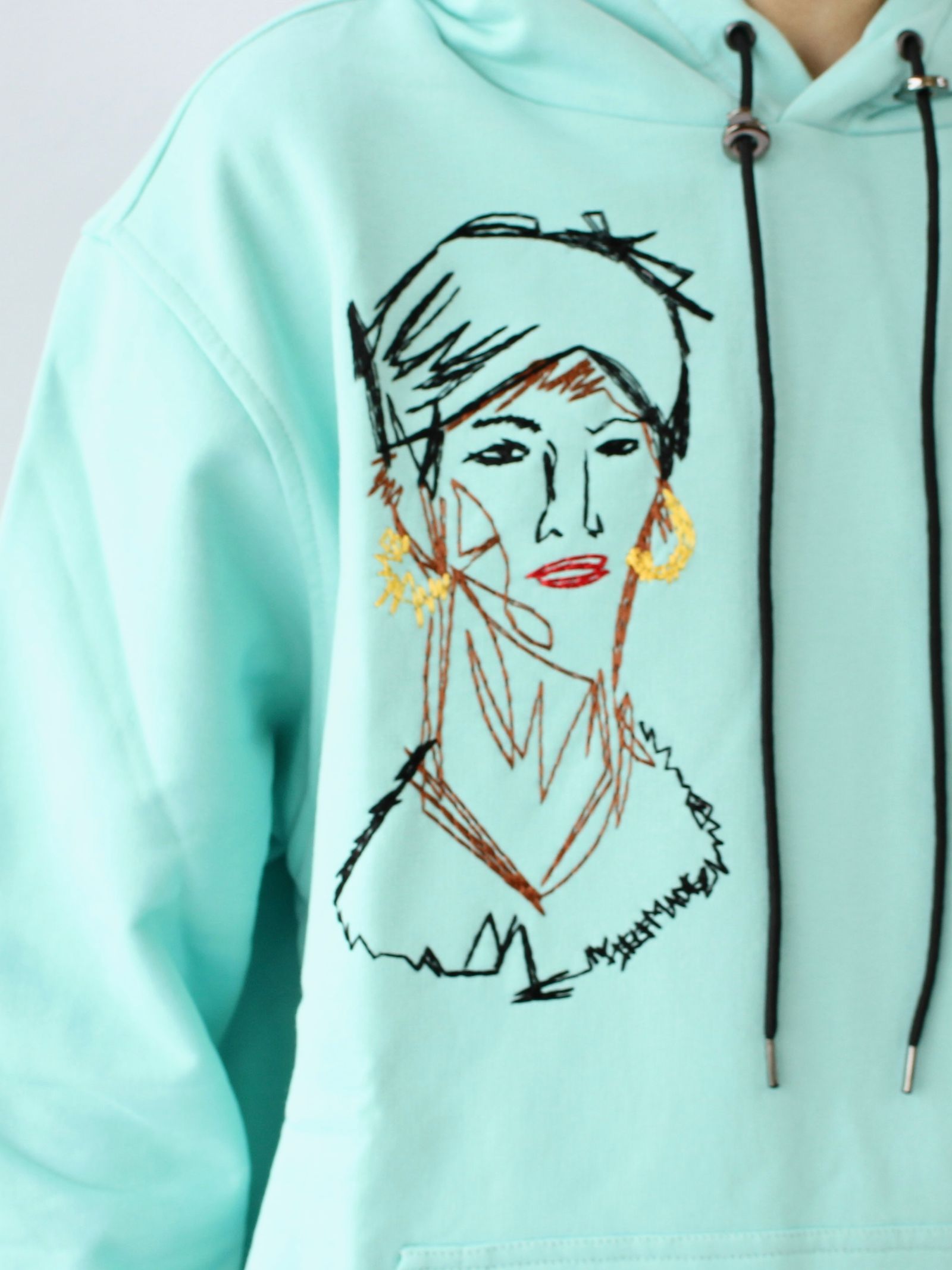 刺繍ロゴ パーカー / FAIR AQUA HOODIE / アクア × マルチ