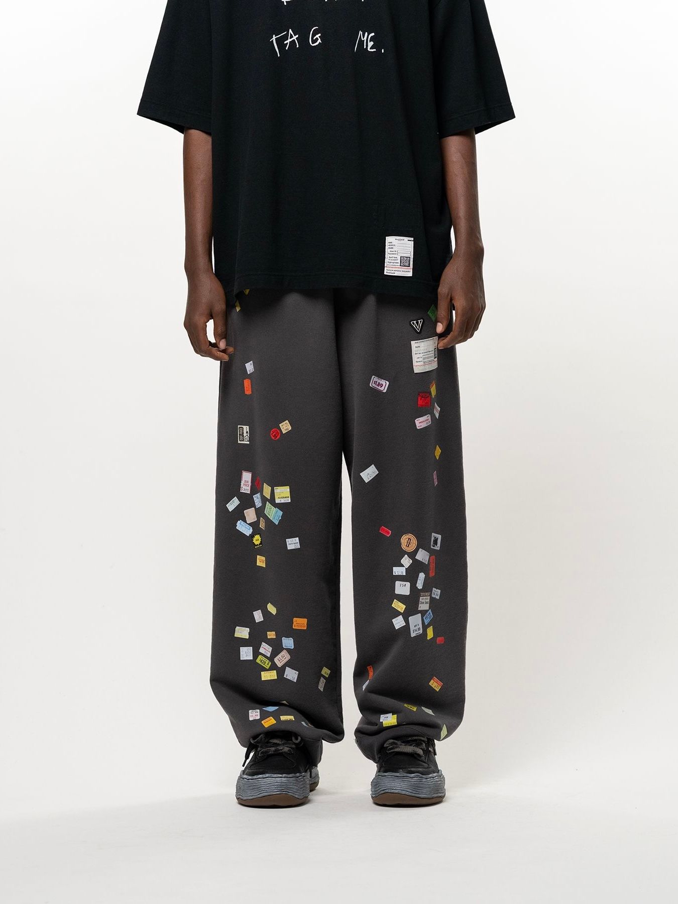 【26AW】 プライス ステッカー スウェット パンツ / PRICE STICKER SWEAT PANTS / ブラック (A17PT552)
