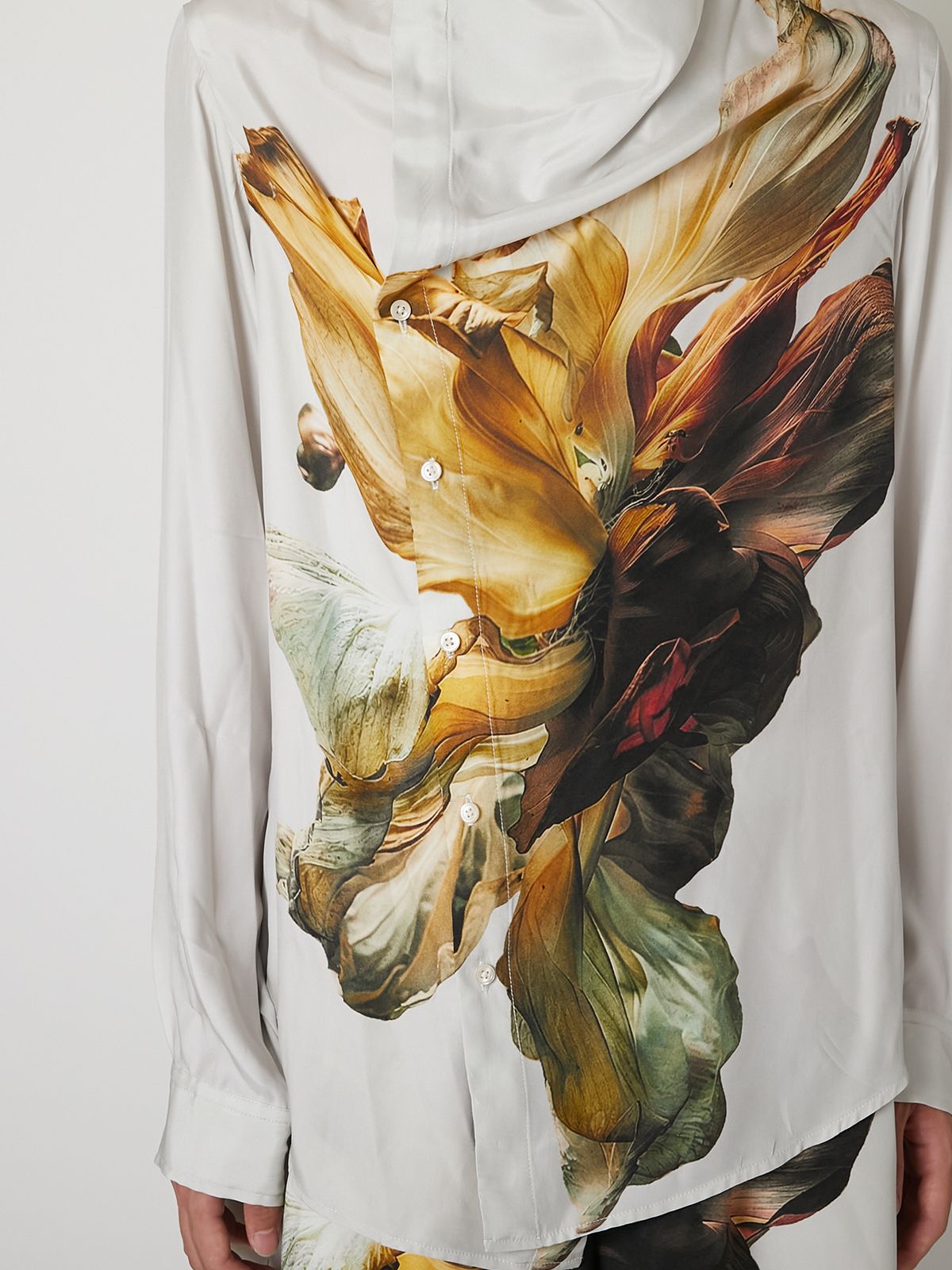 【27SS】ドレープド デザイン シルク シャツ 花柄 長袖シャツ  / DRAPED DESIGN SILK SHIRT / ベージュ