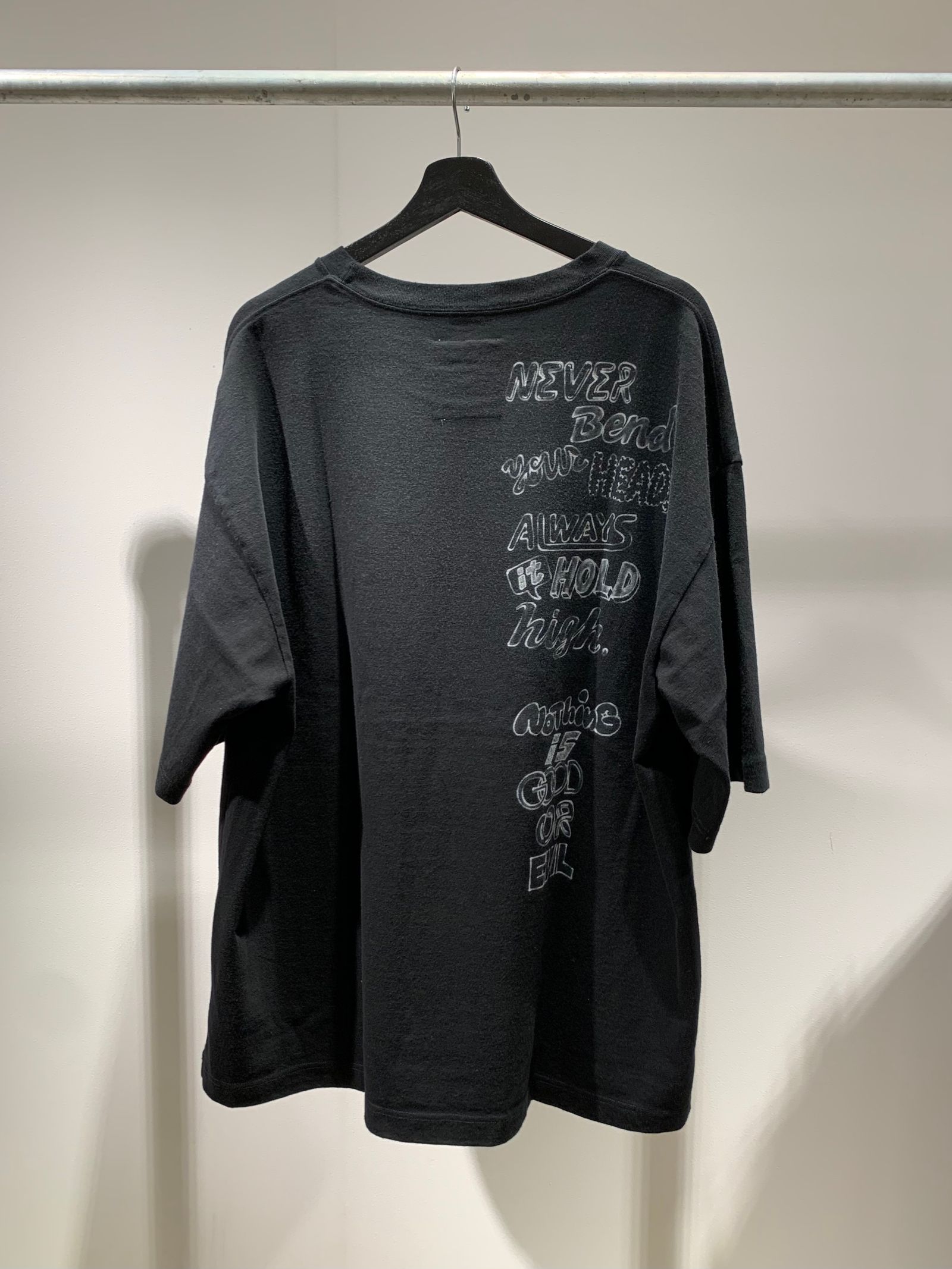 生田斗真さん【Maison MIHARA YASUHIRO】RAW POWER Tシャツ着用！ | STORY