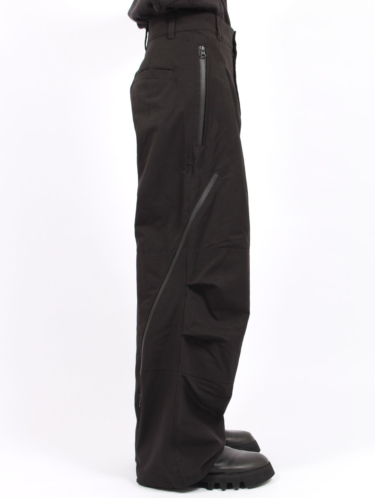 【25AW】アフィン カーブ パンツ / AFFINE CURVE PANTS / ブラック
