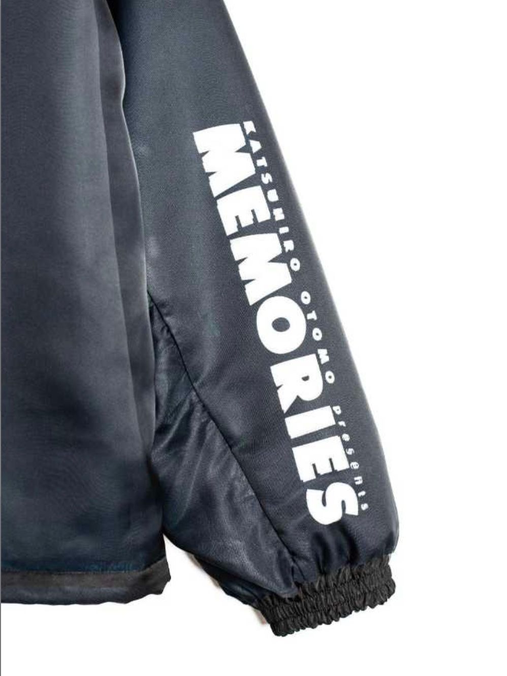 【26SS】"メモリーズ" 大友克洋 コーチ ジャケット / MEMORIES Holom Coach Jacket / ブラック(MAGNETIC ROSE)