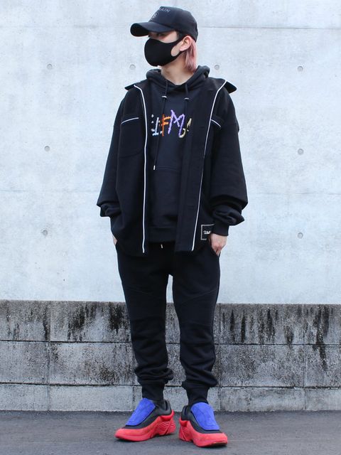 "WE11DONE"パジャマシャツを使ったカジュアルストリートミックスコーデ