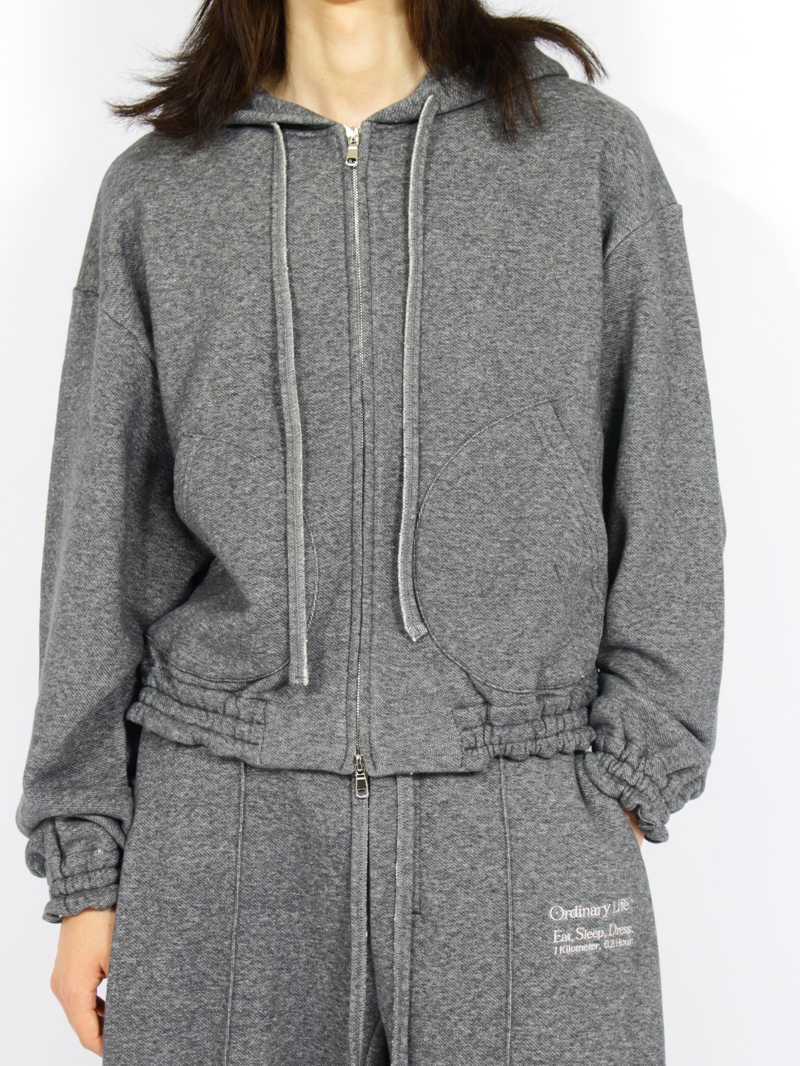 【26AW】オーディナリー ホーム オールド スタイル ジップ フーディ ウィズ プリンティング / ORDINARY HOME OLD STYLE ZIP HOODIE WITH PRINTING / チャコール