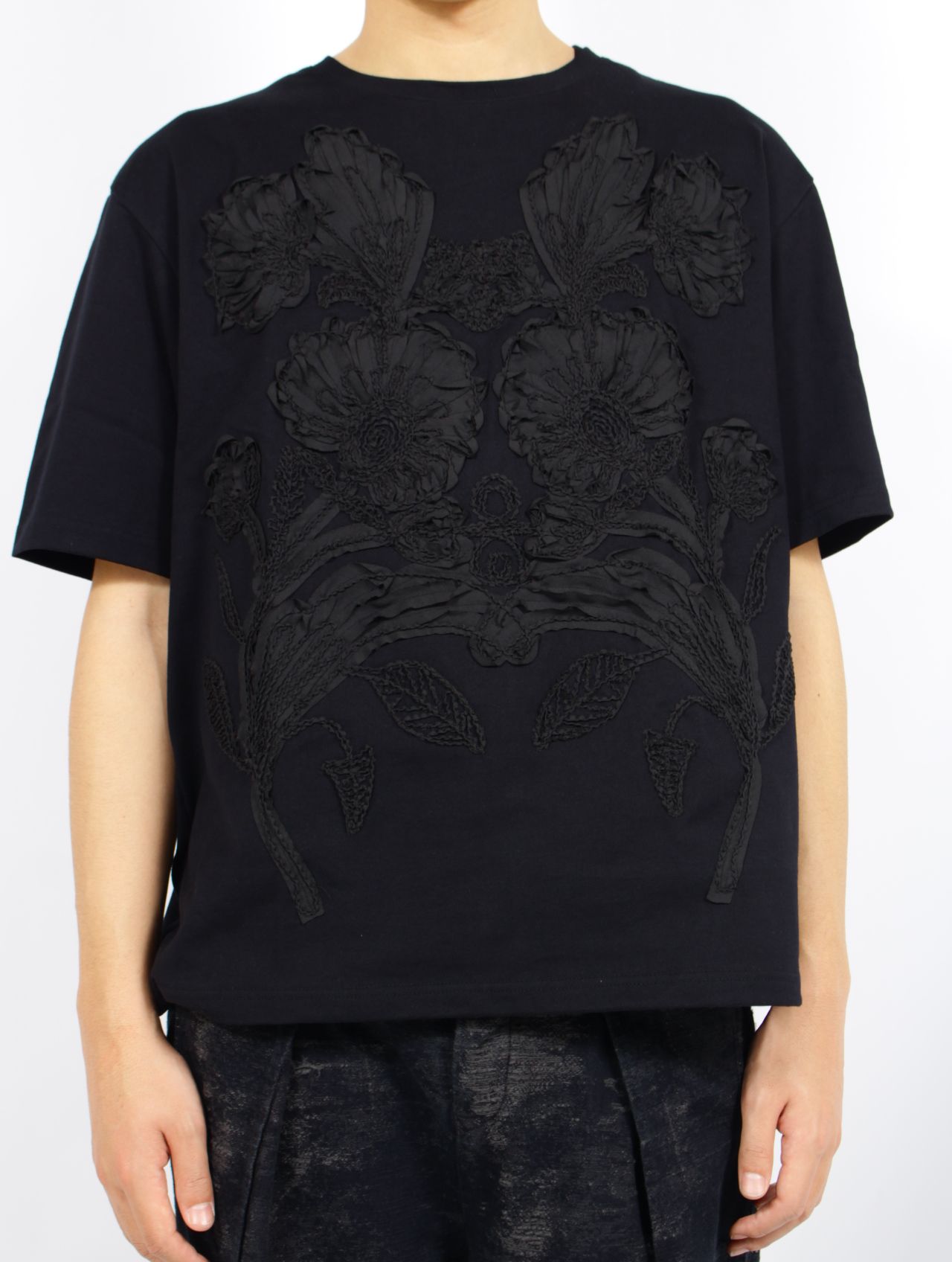 TAAKK - 【25SS】 花柄 刺繍 半袖 Tシャツ / EMBROIDERY T TAAKK - 【25SS】 花柄 刺繍 半袖 Tシャツ / EMBROIDERY T