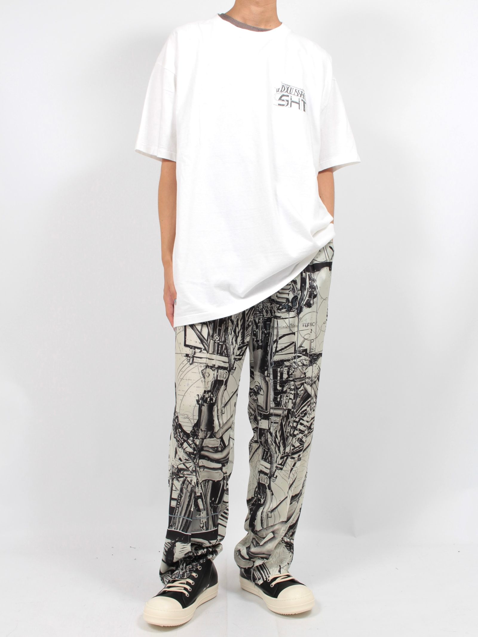 semoh - 【24AW】ウォッシュ加工 グラフィック Tシャツ / WASHED GRAPHIC T-SHIRT / ホワイト | STORY